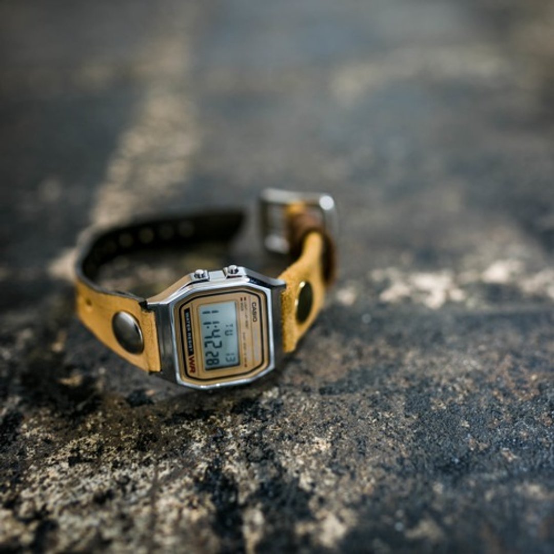 Velor and Nume leather 2TONE watch / Vintage tongue - 女表 - 真皮 黄色