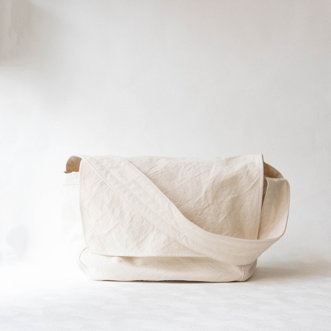 News Paper Bag M [Generated] (VC-5M) - 侧背包/斜挎包 - 棉．麻 白色