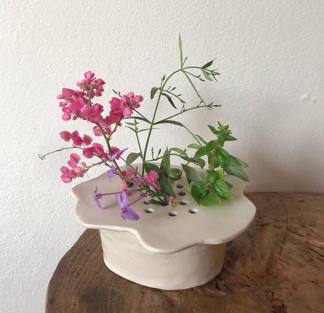 Ikebana vase - 花瓶/陶器 - 陶 白色