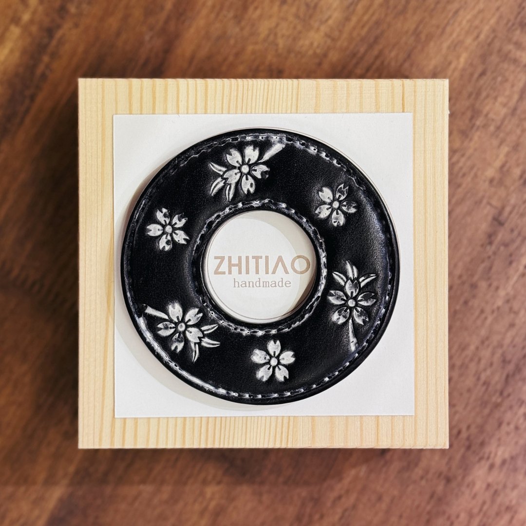 原创手工制作牛皮剑道刀镡 灿烂芳华 雾蜡黑 剑锷 Tsuba - 运动配件 - 真皮 黑色
