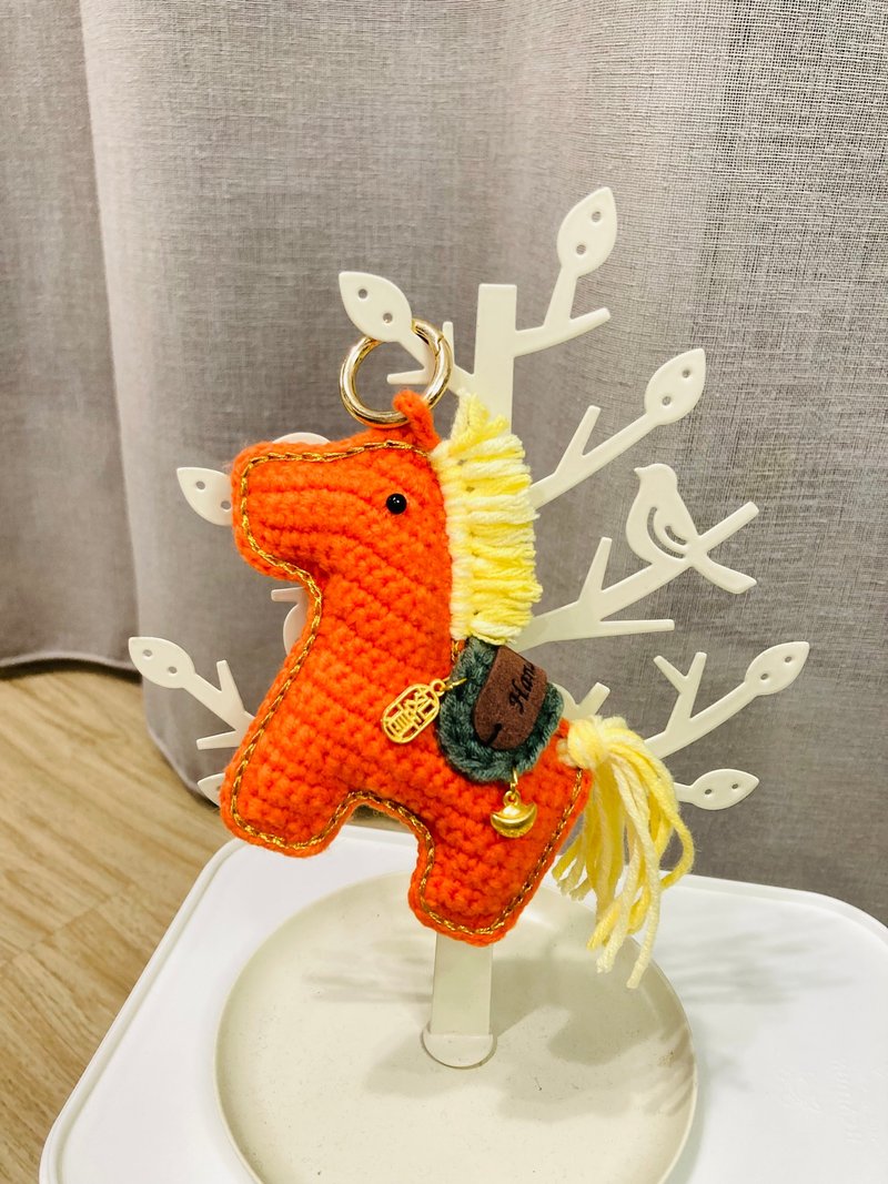 爱马仕橘招财小马 - 现货 / 马年招财钩织小物 吊饰 香包 - 吊饰 - 其他材质 橘色