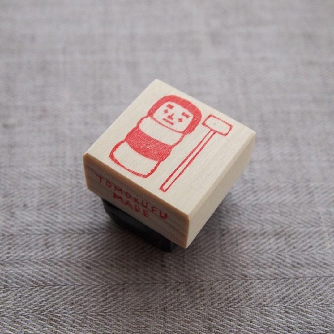stamp made of eraser DARUMAOTOSHI - 印章/印台 - 木头 红色