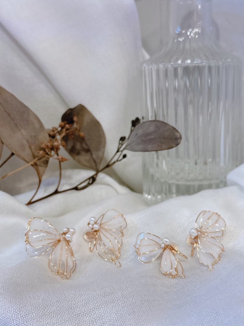 小蝴蝶飞行贴耳款 - 4色 - 耳环/耳夹 - 其他材质 多色