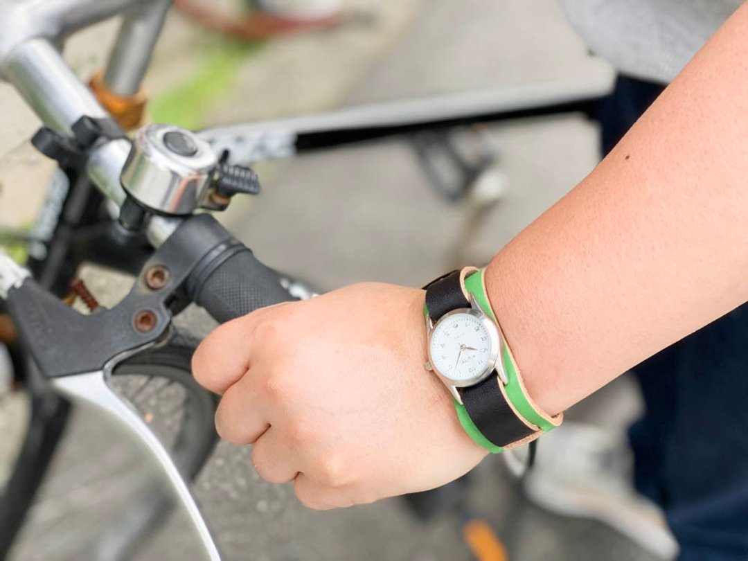 WPILES Casual green W piles watch that you want to wear at festivals Metal allergies WPW-GKG-K - 女表 - 真皮 绿色