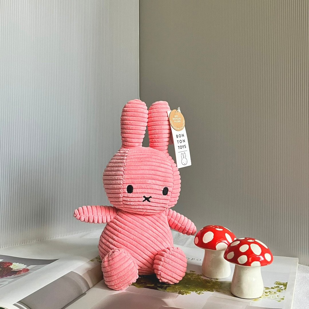BON TON TOYS 米菲兔灯芯绒填充玩偶23CM-泡泡粉 - 玩偶/公仔 - 聚酯纤维 粉红色