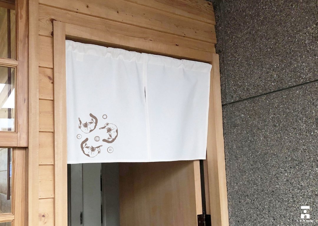 (多色款选择) 猫伸展 - 有机棉绢印日式短门帘 Oranic Cotton - 门帘/门牌 - 棉 白色