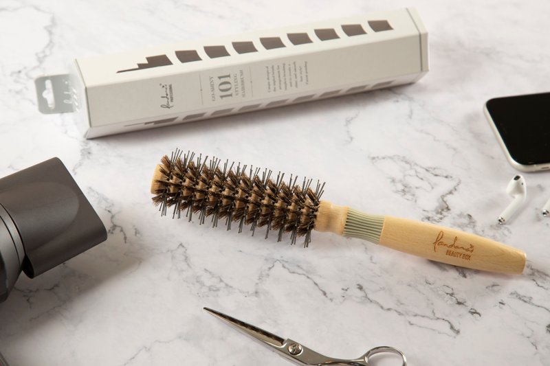 101亮发造型梳 (小) | 潘朵拉的美妆盒 - 彩妆刷具/镜子/梳子 - 木头 卡其色