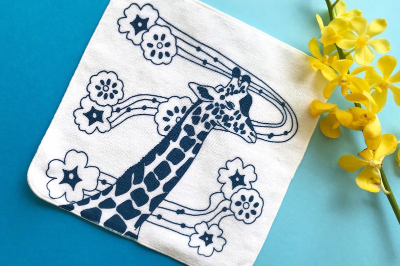 Pocket Towel Handkerchief // Screen Print // Giraffe Ivory × Navy - 其他 - 棉 蓝色