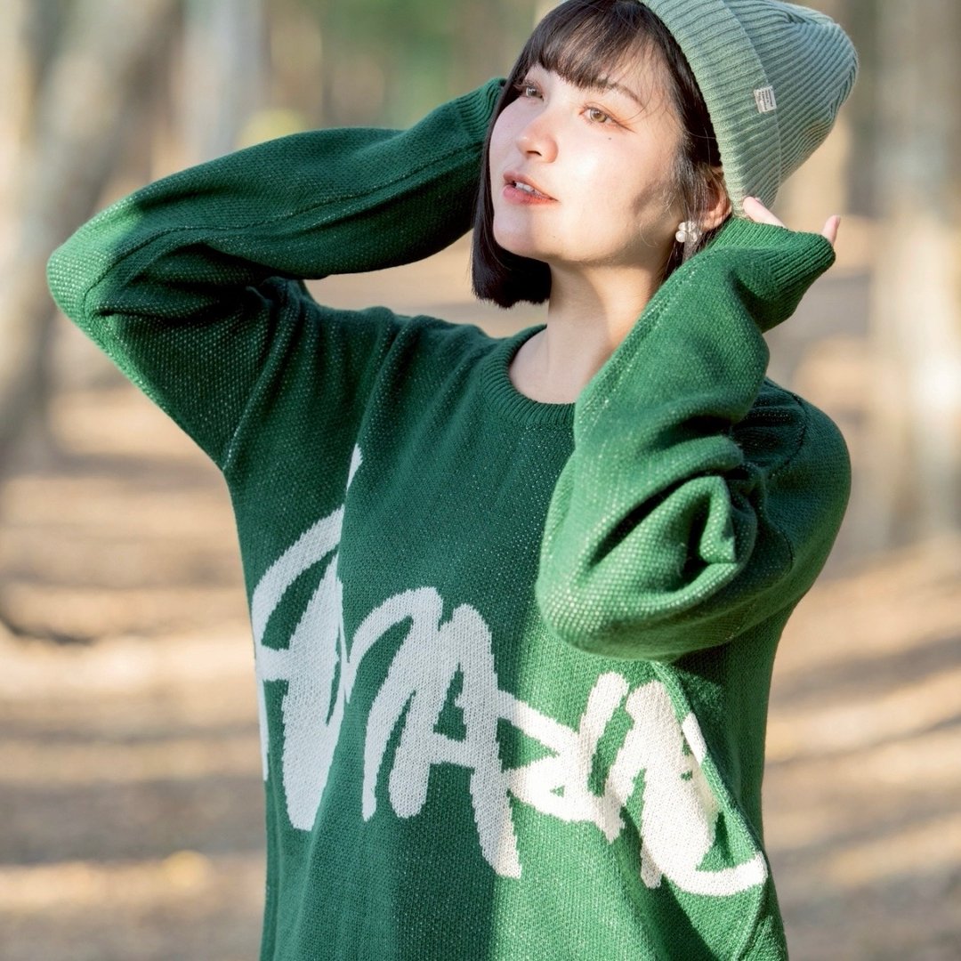 草写字母圆领针织毛衣 两色 - 女装针织衫/毛衣 - 聚酯纤维 咖啡色