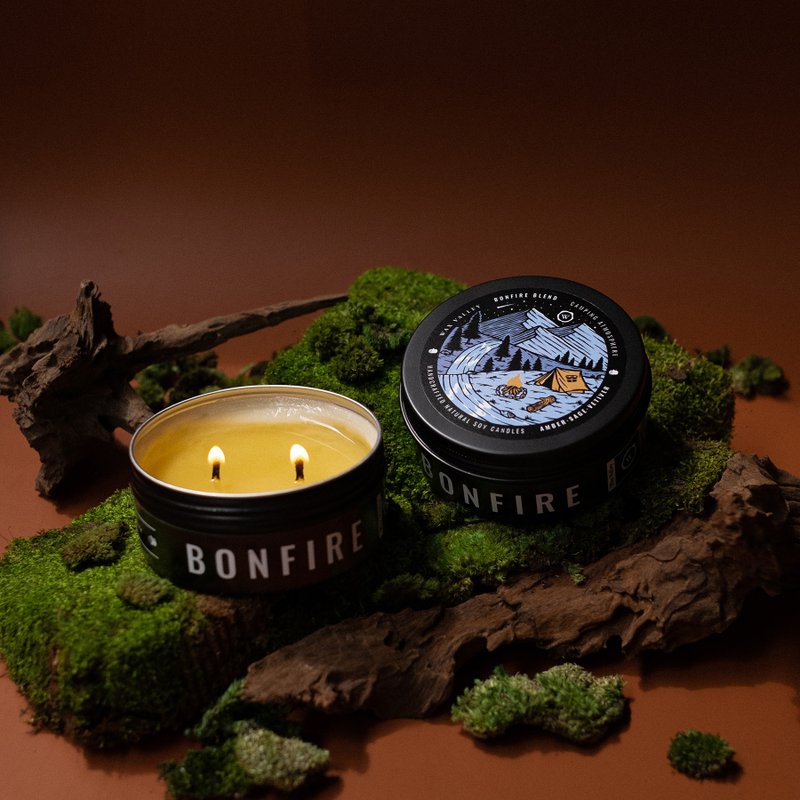 Soy Candle Bonfire Blend Matt Black Travel Tin - Amber, Vetiver & Sage - 蜡烛/烛台 - 其他材质 银色