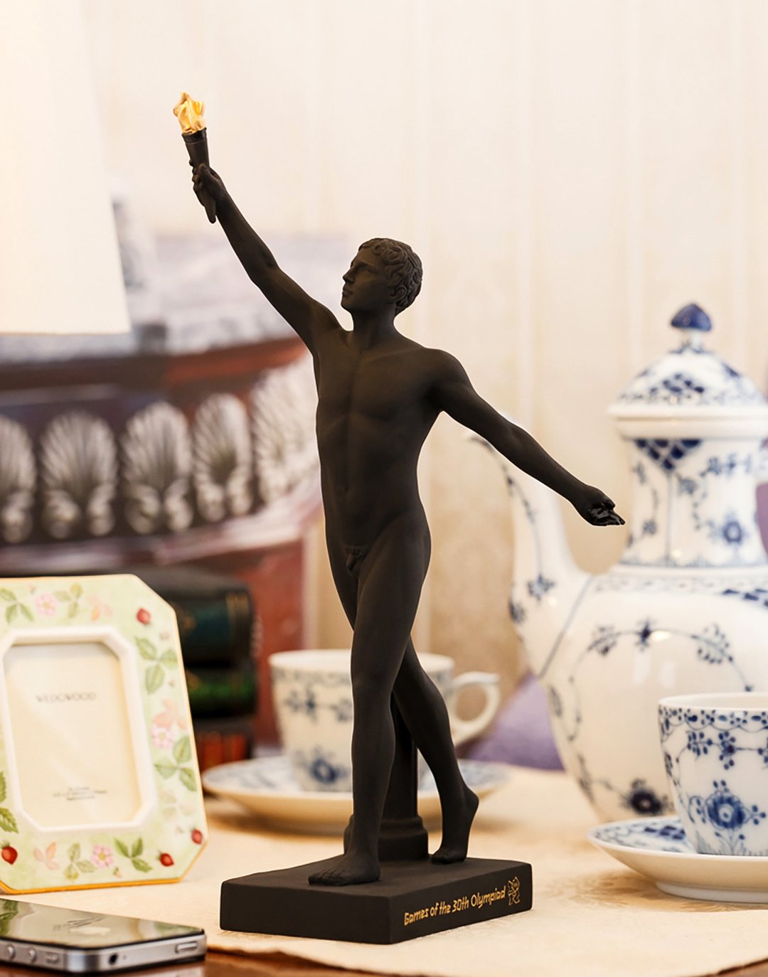 雕塑大师Welch英国制Wedgwood 2012伦敦奥运限量胜利之光陶瓷雕像 - 摆饰 - 瓷 