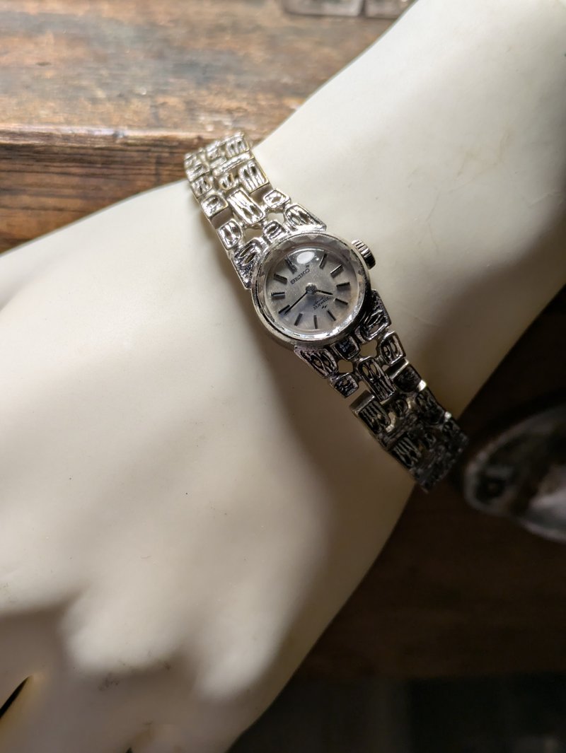 Seiko女仕古董表 机械手上链机芯 - 女表 - 其他金属 银色