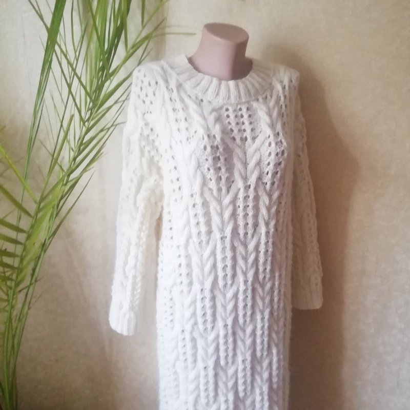 女式白色手工针织羊毛连衣裙。镂空温暖柔软的毛衣连衣裙。 - 洋装/连衣裙 - 羊毛 白色
