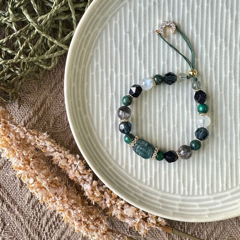 清净蓝绿晶石貔貅编织手链 - 手链/手环 - 水晶 