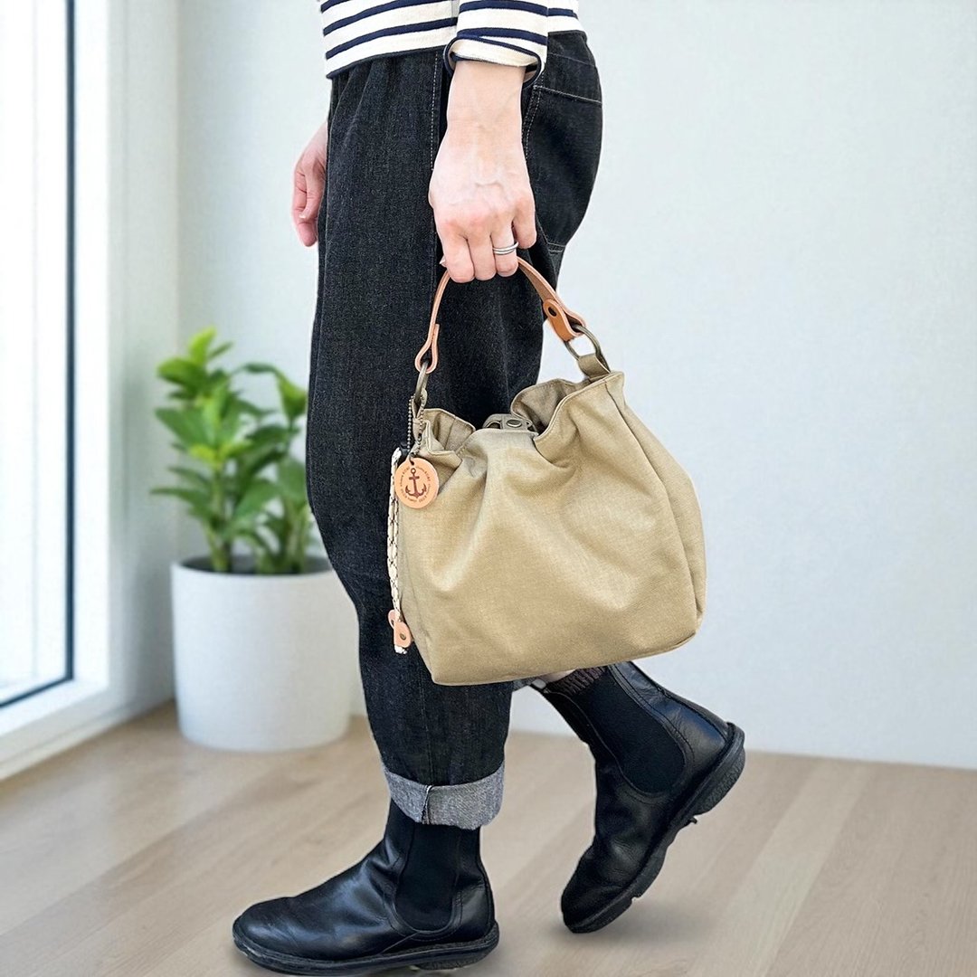 BALON mini 米白 x 米白 CORDURA 泼水尼龙材质包款 - 侧背包/斜挎包 - 尼龙 卡其色