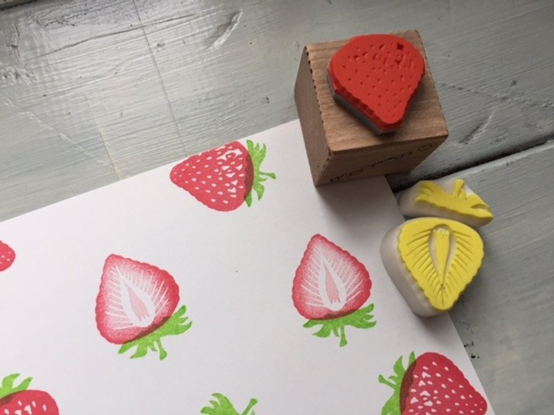 Single strawberry stamp & strawberry multicolor eraser stamp set - 印章/印台 - 其他材质 