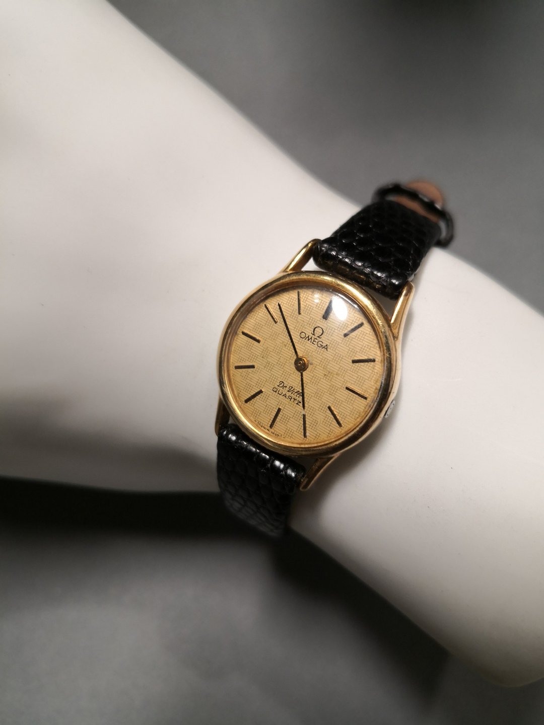 OMEGA 欧米茄 De Ville 碟飞系列1980s/石英表/仕女表 - 女表 - 其他金属 金色