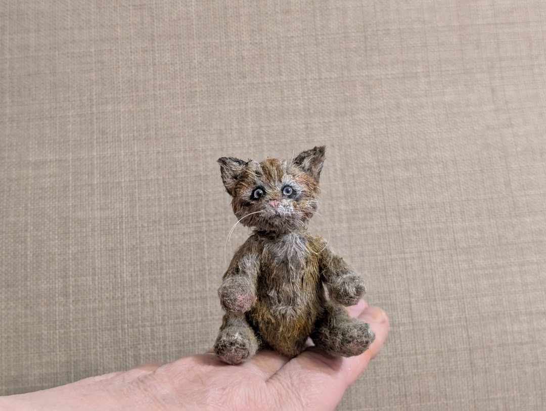 小猫 Tishka。6.5 厘米。 - 玩偶/公仔 - 其他材质 咖啡色