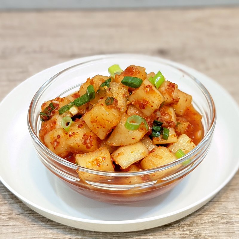 首尔大叔 韩式腌萝卜 生命力韩式泡菜 辛奇 김치 Kimchi 小包装 - 料理包 - 新鲜食材 红色