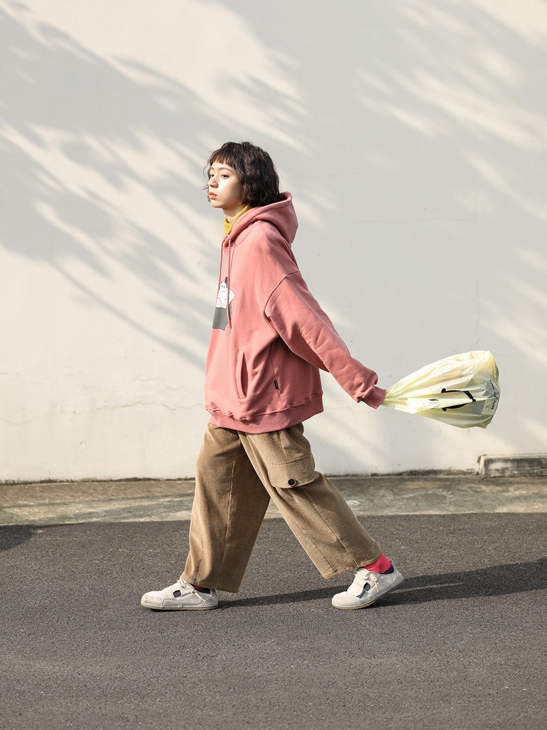 oddmaker 纸箱狗卡通图案可爱校园风秋冬季粉红色女连帽加绒卫衣 - 女装上衣 - 棉 