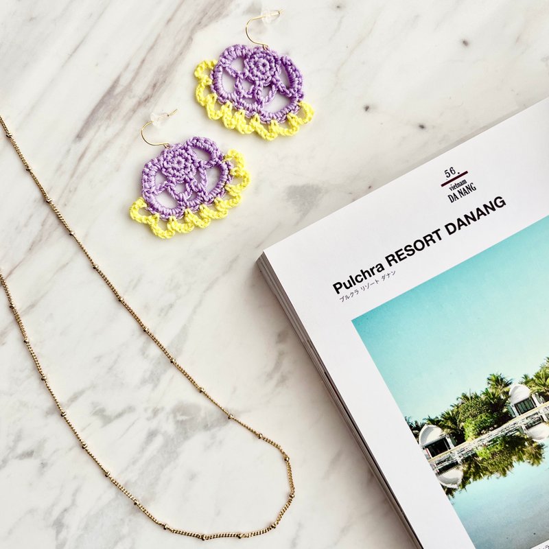 棉质蕾丝耳针或耳夹Frillia 丁香紫x 金丝雀黄 - 耳环/耳夹 - 棉．麻 多色