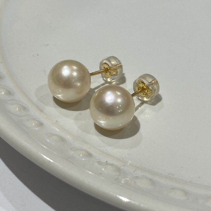 [K18 Gold AKOYA 珍珠] 18K 金 9.5 mm 正品 Akoya 珍珠 18KP31 六月生日石 [纯金] - 耳环/耳夹 - 其他金属 白色