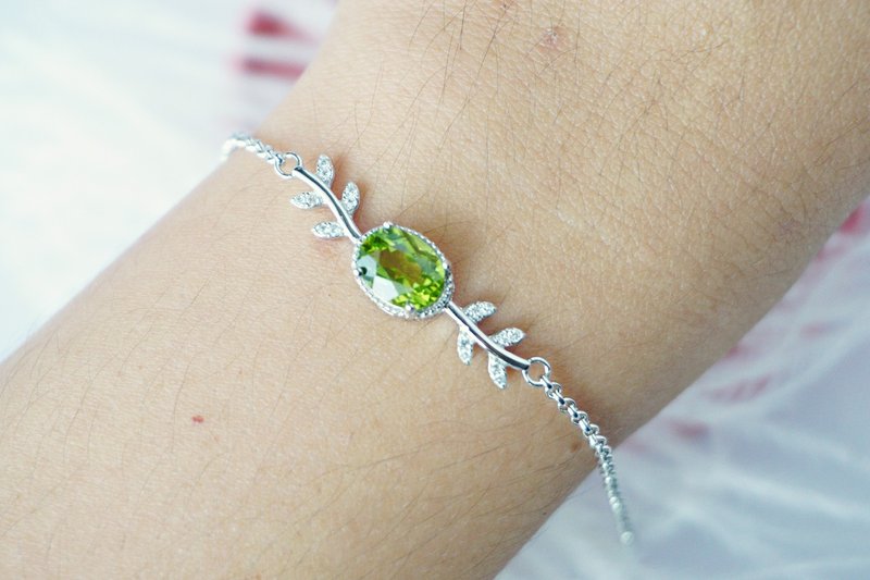 Natural Peridot Bracelet Silver 925. - 手链/手环 - 纯银 绿色