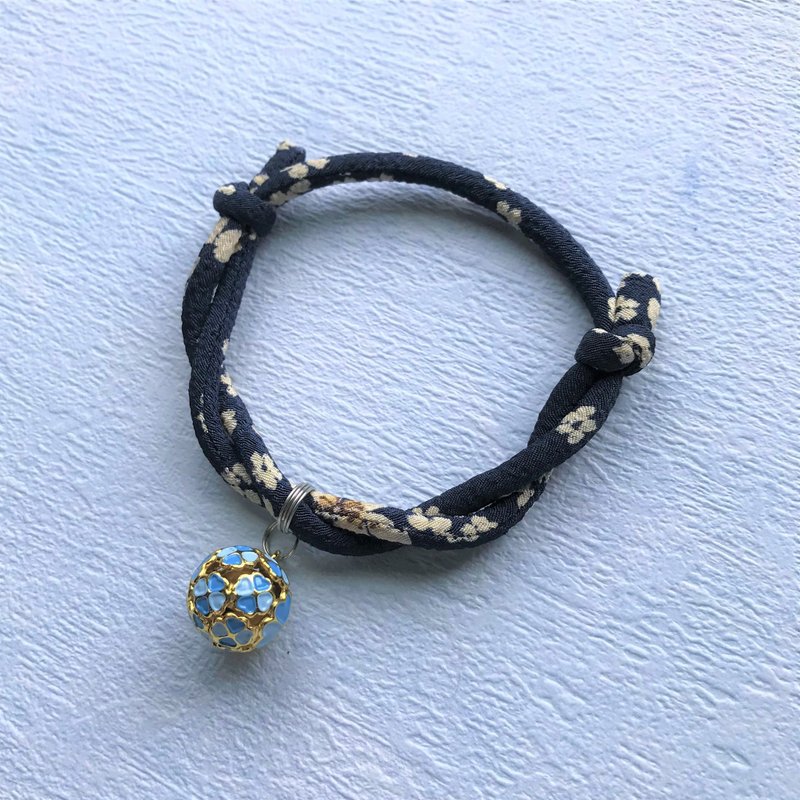 宠物项圈 安全项圈 日本犬猫和布项圈(可调式)-白樱墨蓝+蓝幸运草 - 项圈/牵绳 - 丝．绢 蓝色