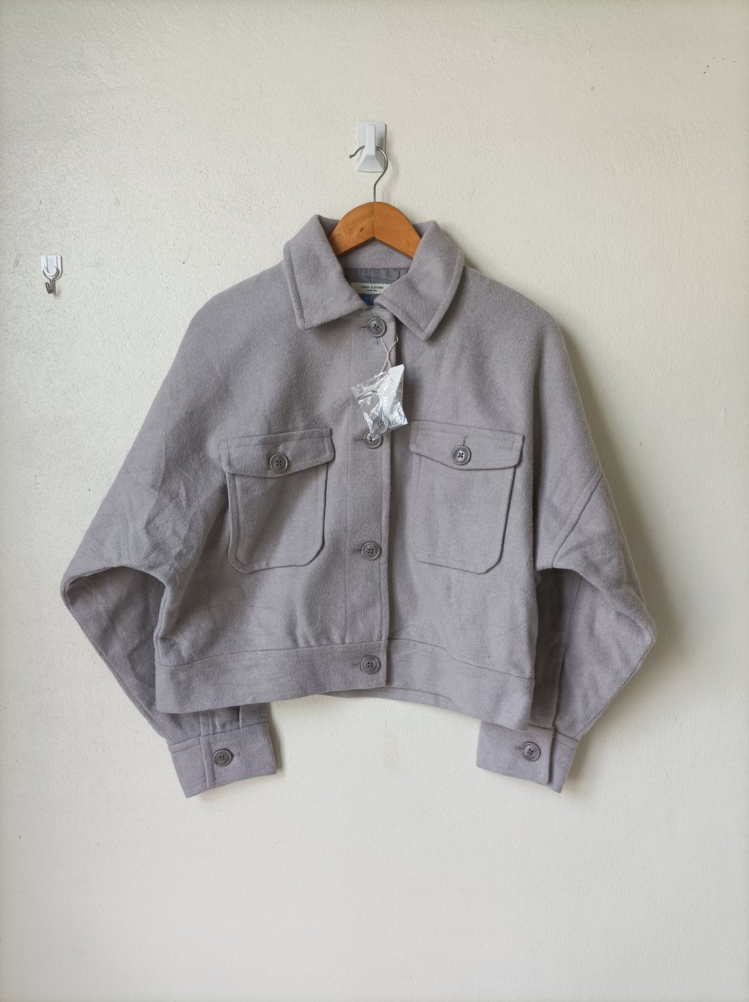 FREAK STORE 独家限定，全新附吊牌的 free size 夹克。 - 女装休闲/机能外套 - 聚酯纤维 