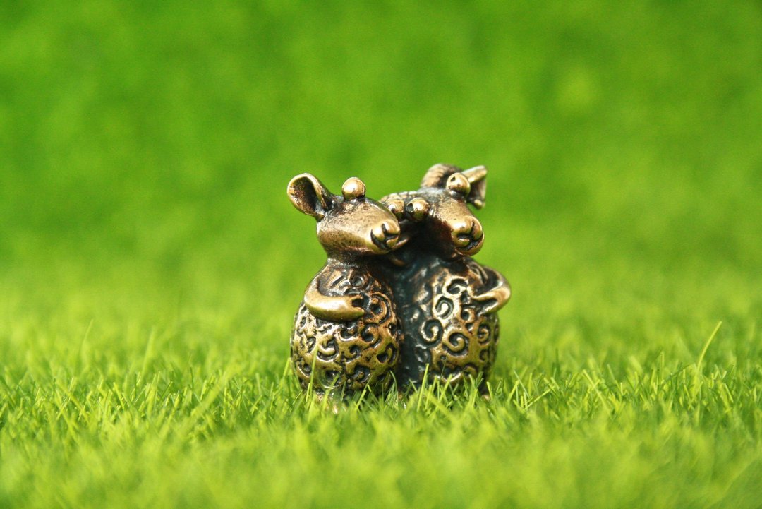 Ram and Sheep  - miniature statuette of bronze, metal figurine - 摆饰 - 铜/黄铜 
