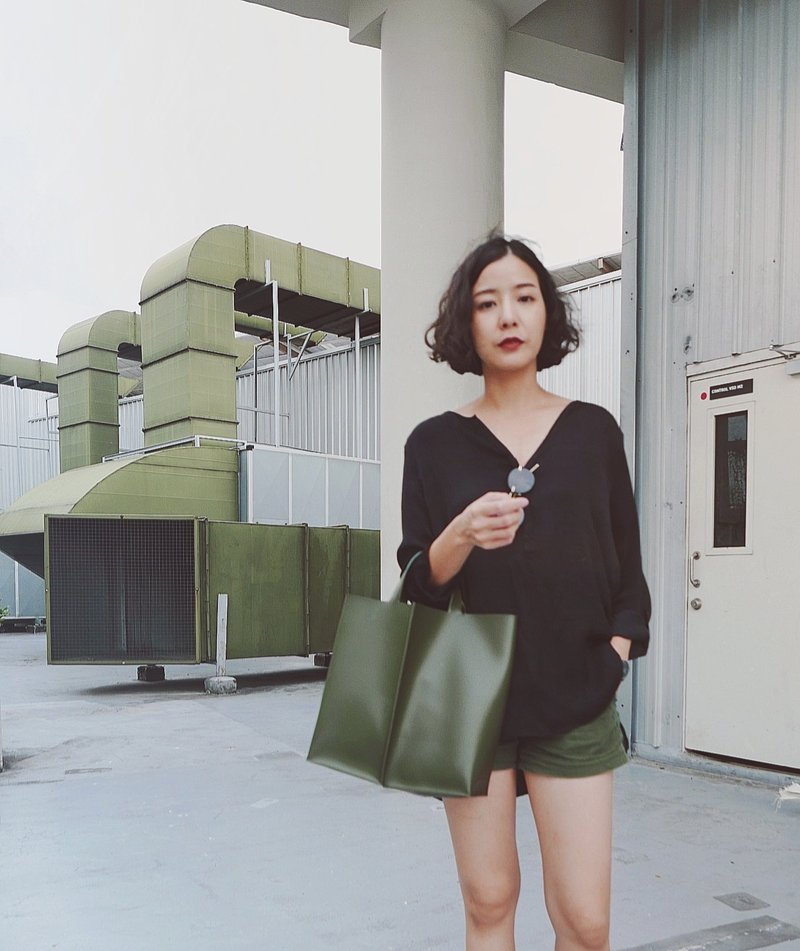 New! Signature tote II by WHITEOAKFACTORY Olive green - 手提包/手提袋 - 人造皮革 绿色