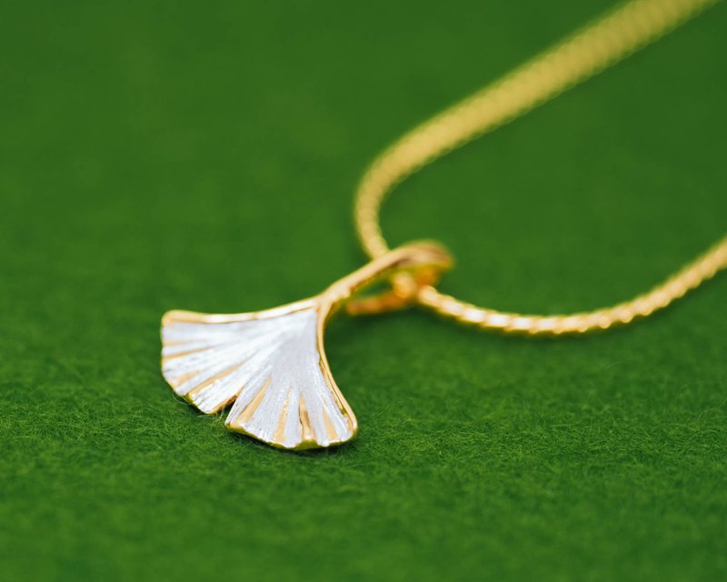 经典款 银杏 银饰 坠饰 - 项链 - 其他金属 金色