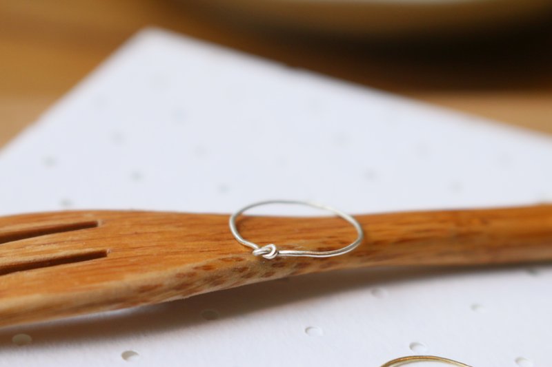 戒指 纯银 黄铜 - 小小结 - - 戒指 - 纯银 银色