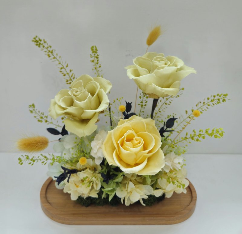 淡绿奶油黄永生玫瑰摆饰 清新自然 永生玫瑰花礼 干燥花礼 - 干燥花/捧花 - 植物．花 绿色