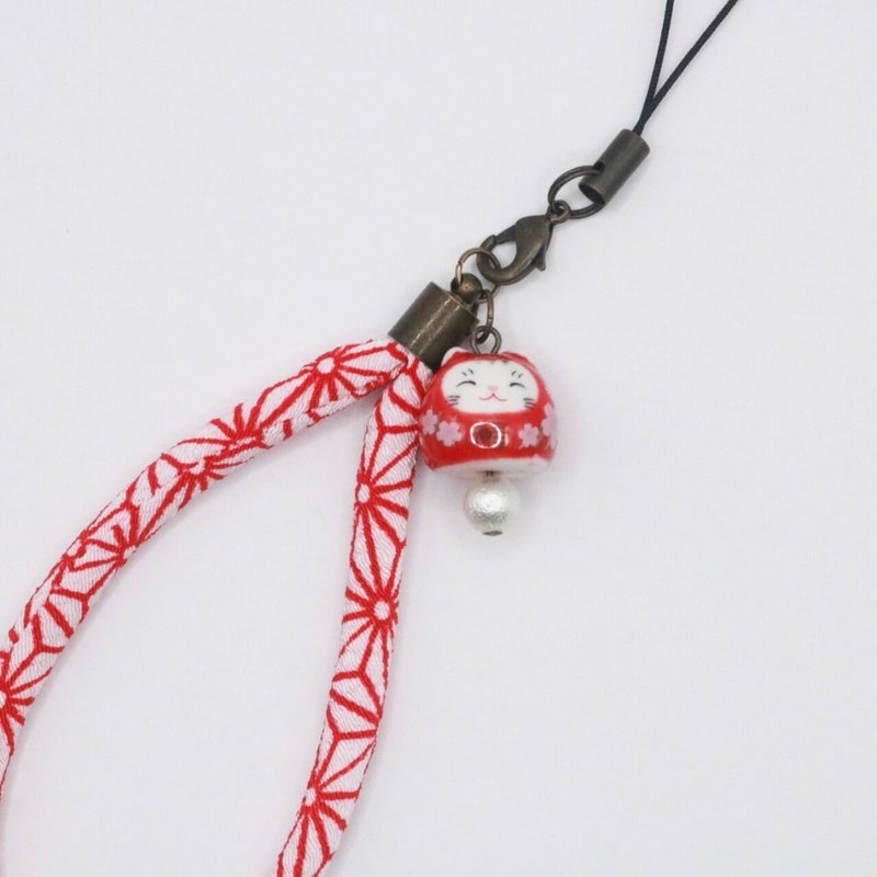 【日本制吊饰】 和风缩缅布手工制作 达摩风猫咪吊饰配件 - 钥匙链/钥匙包 - 棉．麻 红色