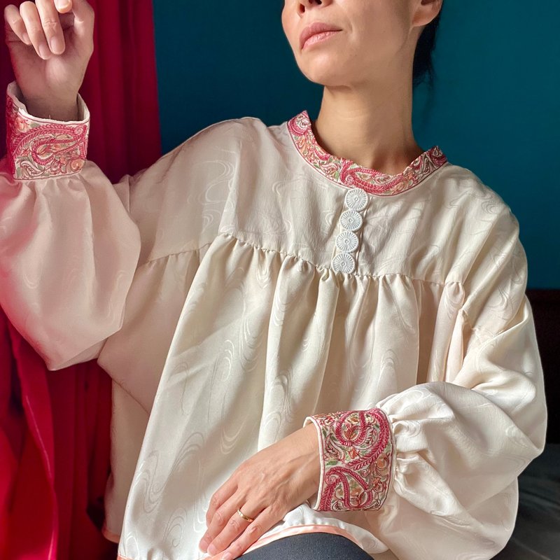 全新和服改造衬衫 珍珠白丝绸 蓬松可爱 宽松剪裁 - 女装上衣 - 丝．绢 白色