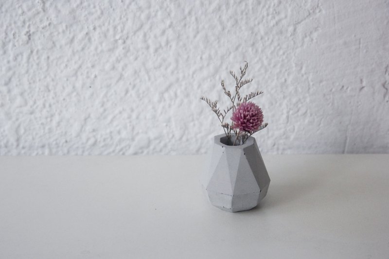 迷你水滴 | 水泥几何花器 花瓶 牙刷架 笔架 笔筒 笔插 收纳 - 收纳用品 - 水泥 灰色