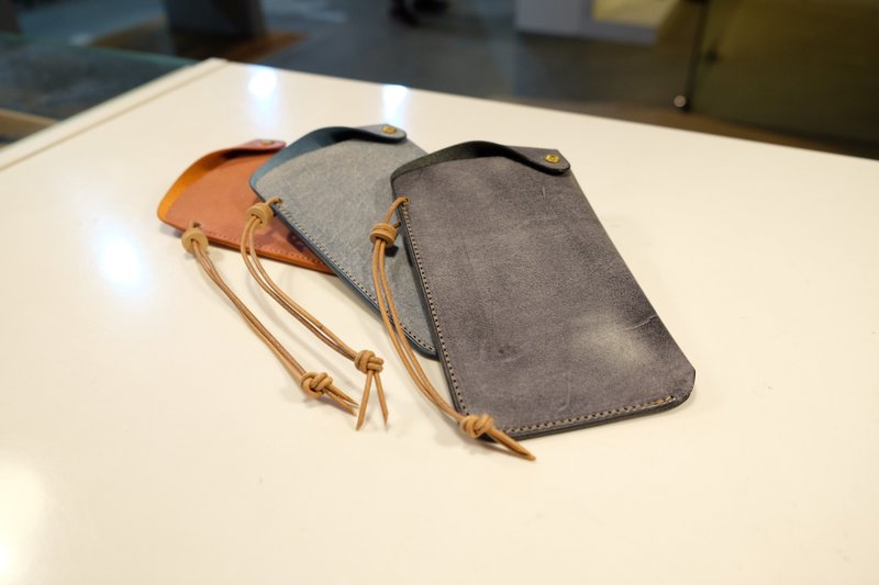 isni 绑带手机皮套 意大利擦蜡牛皮 iphone 12 13 Pro Max 皮套 - 手机壳/手机套 - 真皮 多色