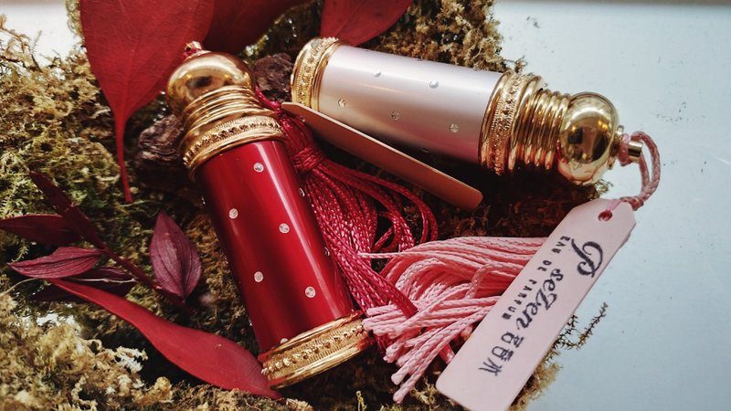 P.Seven 茗香水_5ml古典随身版小香 - 石榴红 - 香薰/精油/线香 - 玻璃 