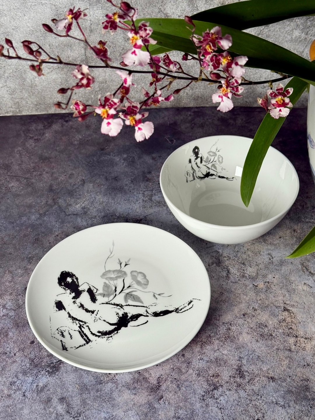 芙姿 餐具组 一碗一盘 - 餐刀/叉/匙组合 - 瓷 白色