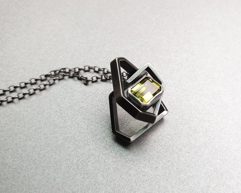 方寸之间 2号   925纯银项链 橄榄石  /Ag No. 098 - 项链 - 纯银 灰色