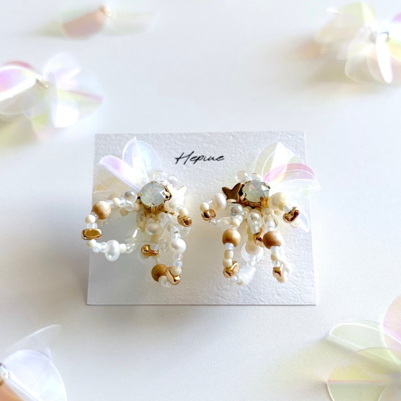 flarelet (White) : earring耳夹 / pierce耳钉 - 耳环/耳夹 - 水晶 白色