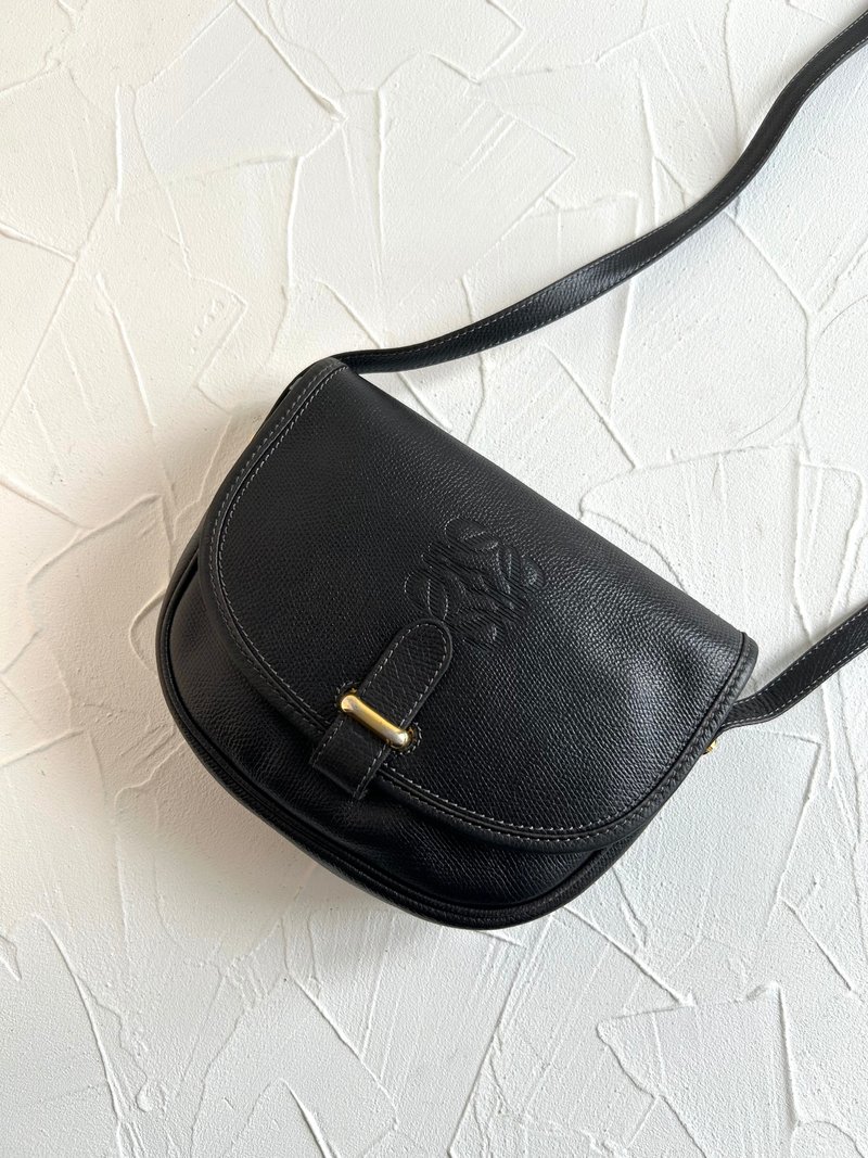 绝版古董包 Loewe黑金色马鞍侧背包 斜背包 皮革包 单肩包 中古包 - 侧背包/斜挎包 - 真皮 黑色