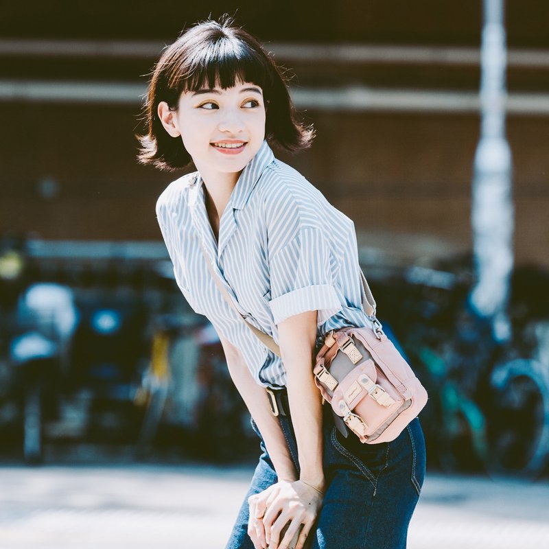 Doughnut 防泼水马卡龙Tiny侧背包-草莓泡芙 - 侧背包/斜挎包 - 其他人造纤维 粉红色