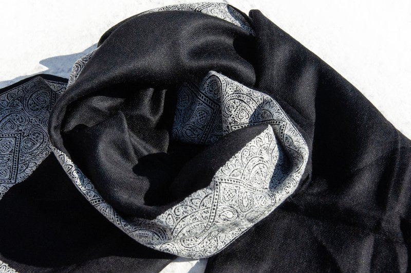 喀什米尔Cashmere/羊绒围巾/纯羊毛围巾披巾/戒指绒披肩-刺绣花朵 - 围巾/披肩 - 羊毛 黑色