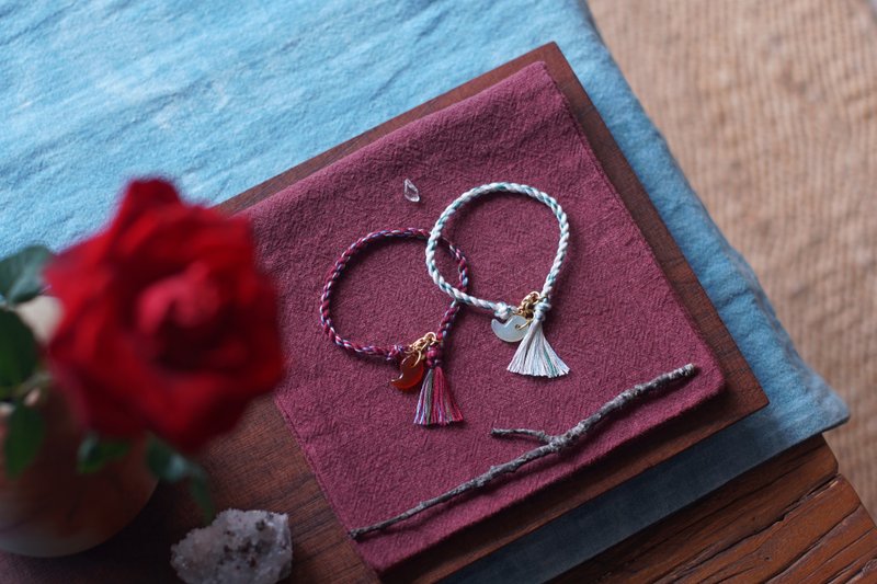 花语信物 手之绊【十字玫瑰】 - 手链/手环 - 水晶 红色