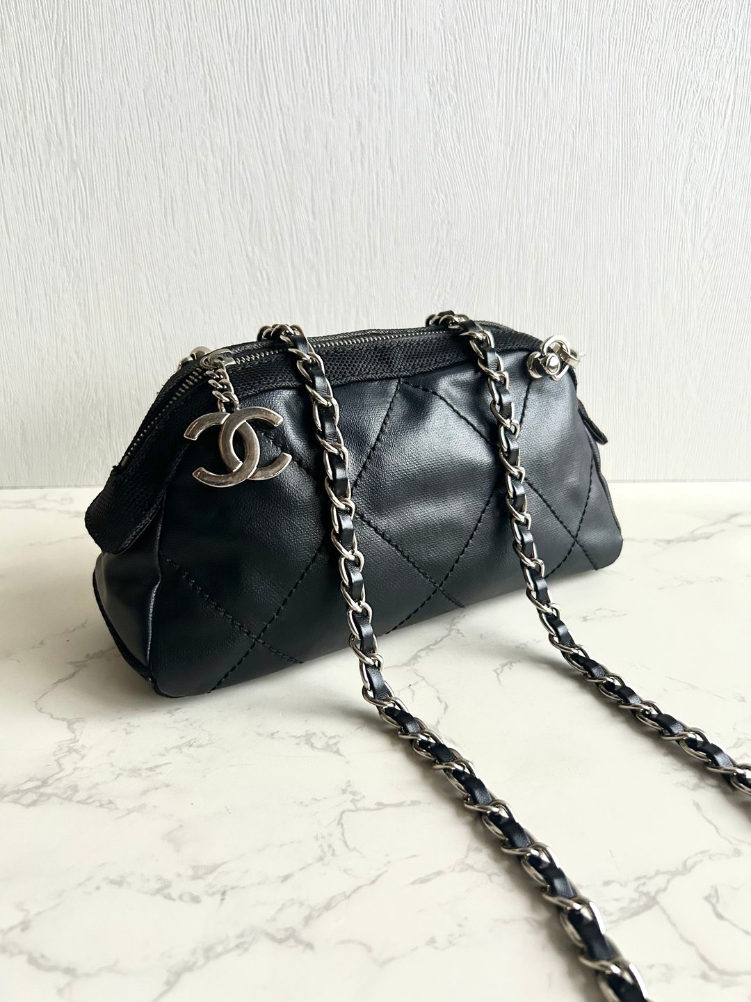 Chanel 黑色银扣半月斜背包 中古包 单肩包 侧背包 二手包 古董包 - 侧背包/斜挎包 - 真皮 黑色