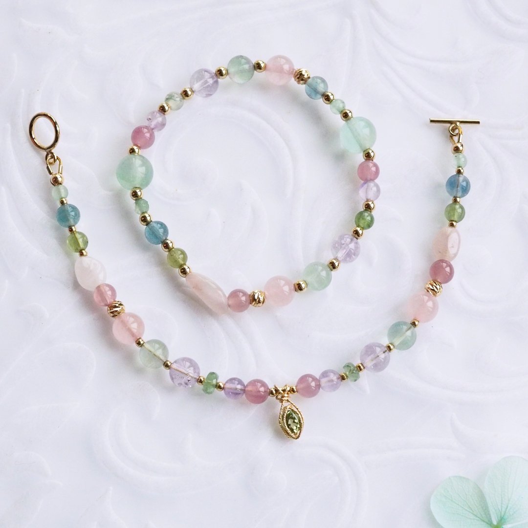 莓果气泡水─透明水彩 | 粉晶、萤石、紫水晶 天然石手链 14k 包金 - 手链/手环 - 半宝石 粉红色