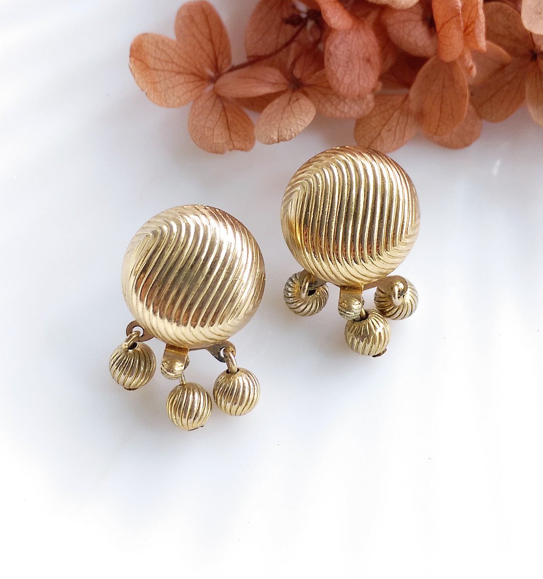 Vintage Jewelry  SARAH COV Golden Wardrobe 夹式耳环 - 耳环/耳夹 - 其他材质 金色