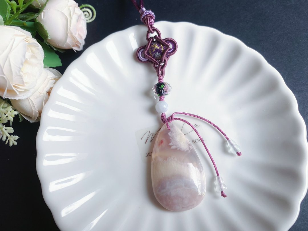 樱花玛瑙 翡翠 疗愈系 水滴 水晶 琉璃 包挂 礼物 设计款 生日礼 - 吊饰 - 水晶 粉红色